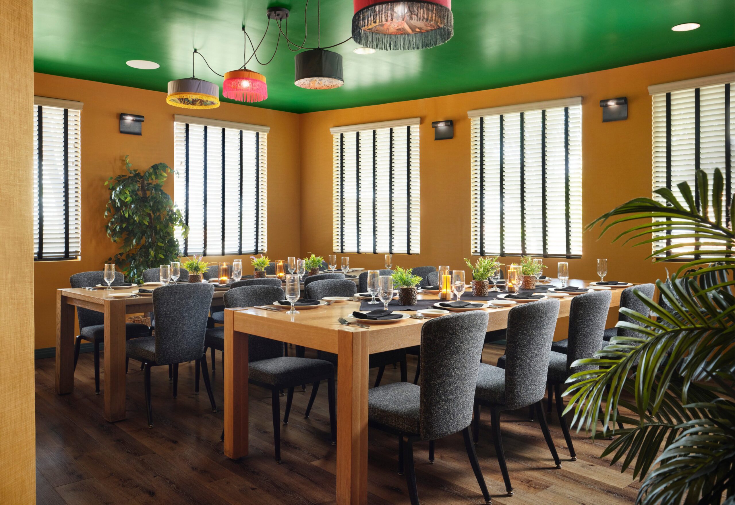 Sedona Wilde restaurant Rascal luxury large tables