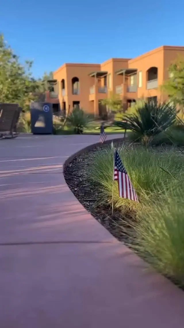 🎆 Happy 4th of July from The Wilde Resort & Spa! 🇺🇸
.
✨ Local Sedona Events to Add to Your Holiday Itinerary:
• Wet Fest at Sedona Community Pool – July 4, 12 PM–4 PM: A free, family-friendly pool party with DJ tunes, food trucks, water slides, and music under the red rocks . Bring your swimsuits and chairs!
• Fantastic Family Fourth in nearby Cottonwood – July 4, 4 PM–9:30 PM: Games, vendors, and a fireworks show to end the evening .
.
#Happy4th #WildeResort #FreedomInSedona #SedonaEvents #WetFest #FamilyFireworks #RedRockIndependence #July4thCelebration